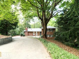 810 Starlight Dr NE, Sandy Springs, GA