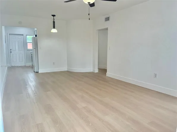 3401 NW Eleven Street Rd #3-1B, Miami, FL 33136