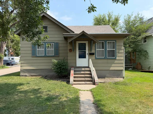 348 Beach Ave SE, Huron, SD 57350