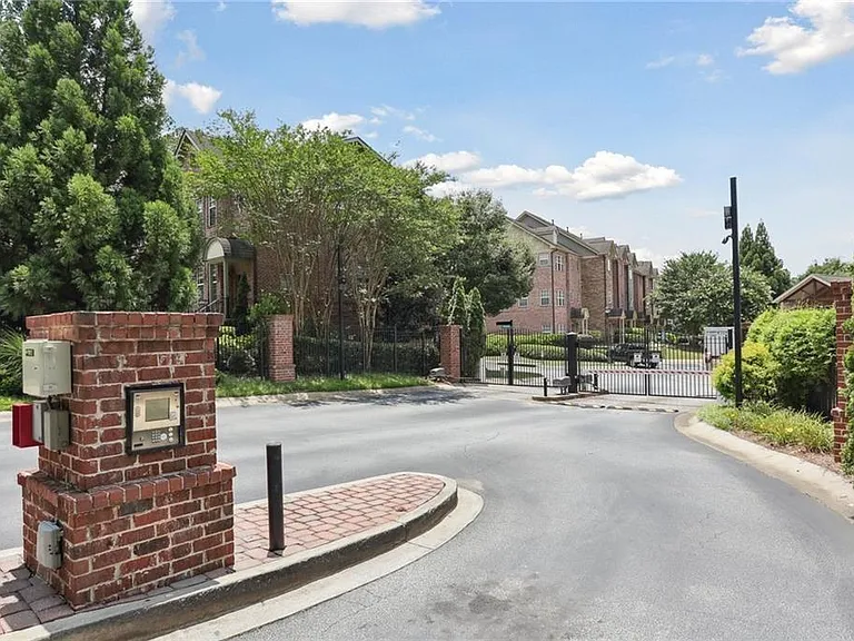 3662 Ashford Creek Vw — Photo 12