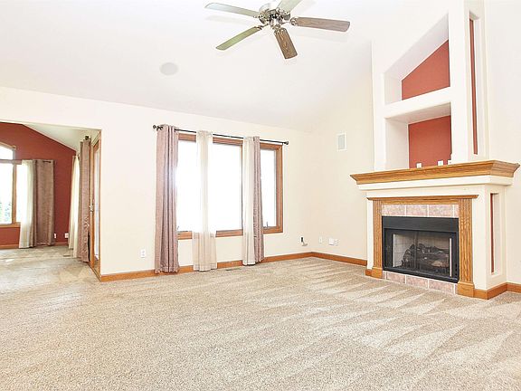 3rd image of 2517 Cobblestone Ln