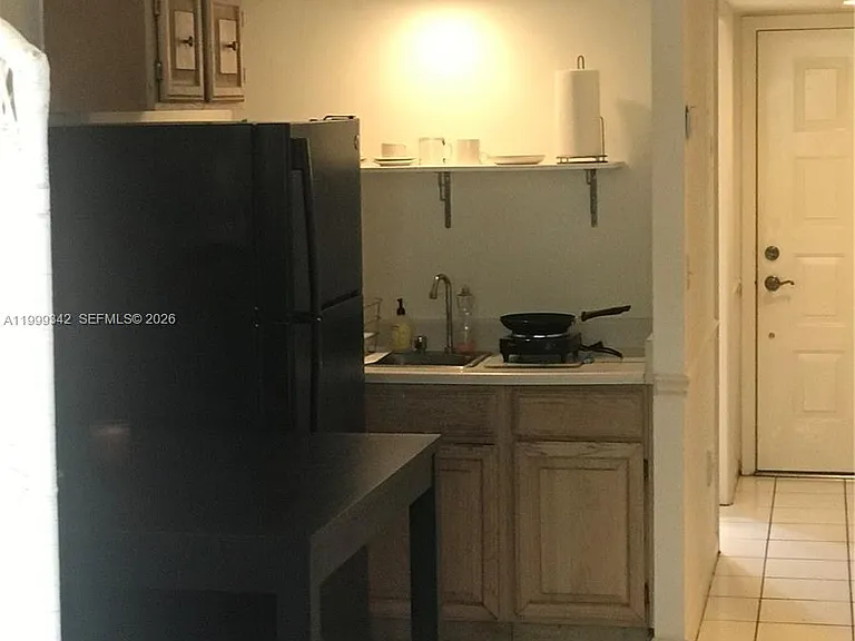 1280 S Alhambra Cir #1111B — Photo 14