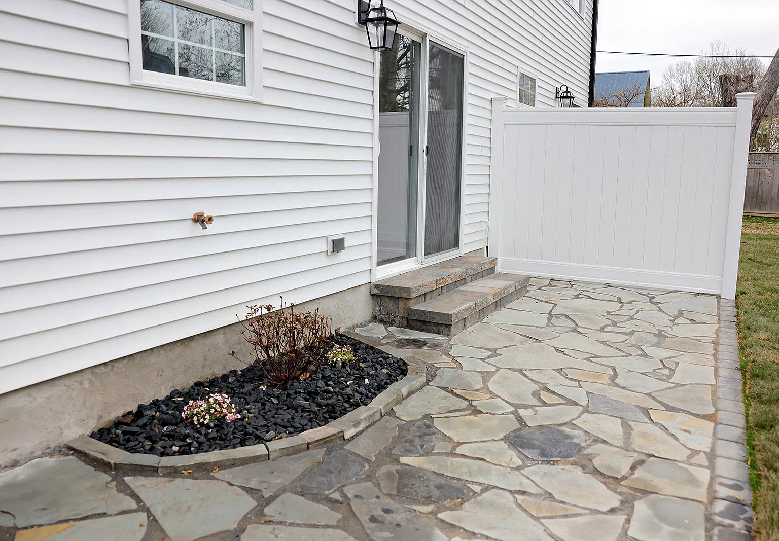 217 Quince Alley - B — Photo 4