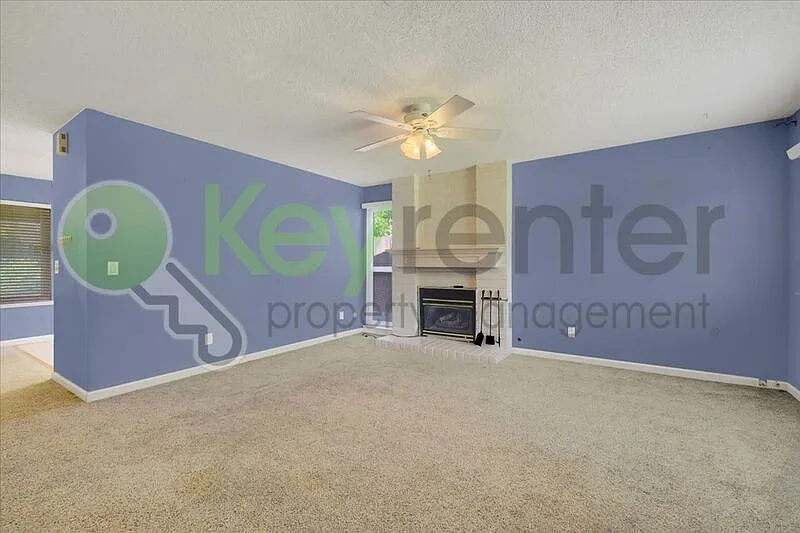 4 bed, 3.0 bath, 1561 sqft, $2,800 — Photo 2