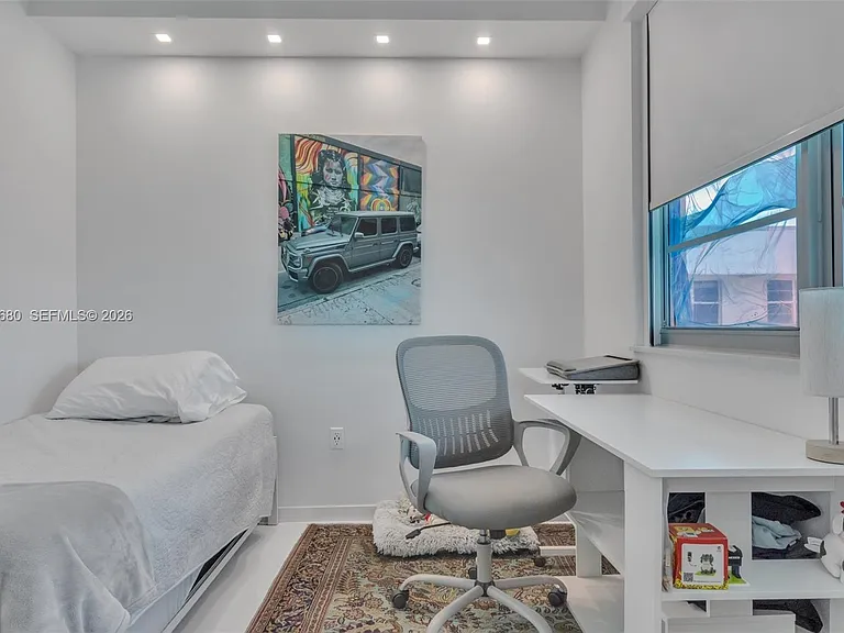 5701 Collins Ave #Penthouse 08 — Photo 24