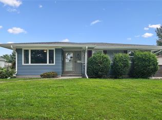 1745 Daleview Dr, Marion, IA 52302