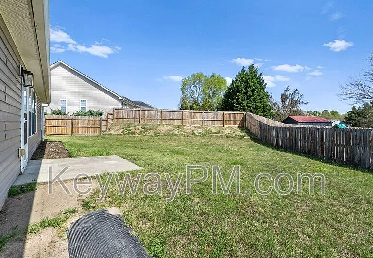 4060 Stone Pass Dr — Photo 22