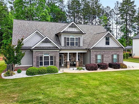 3rd image of 3640 Eagle View Way