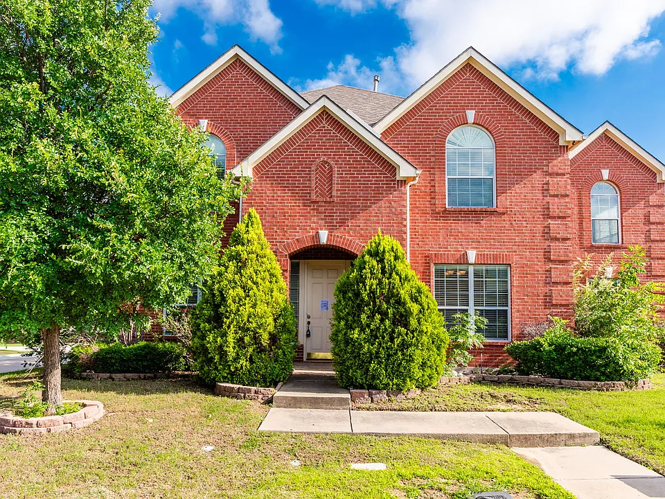 1100 Cedar Valley Dr