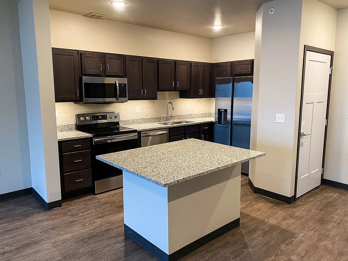 Building Photo - 1201 Aster Dr