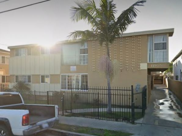11905 Manor Dr APT B