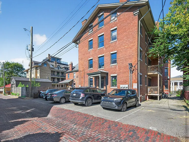 632 Nelson Pl #1 — Photo 16