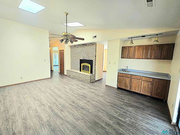 2nd image of 517 Lacima Rd