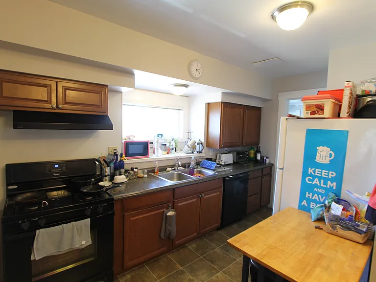 1325 Packard St #2 — Photo 7