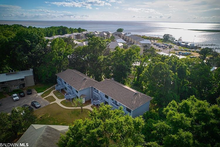 1st image of 1146 Seacliff Dr S