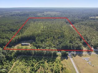 2649 Bonnett Pond Rd, Chipley, FL 32428