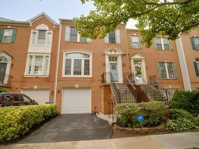 42991 Golf View Dr, Chantilly, VA, 20152