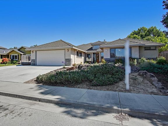 5th image of 1471 Las Brisas Dr