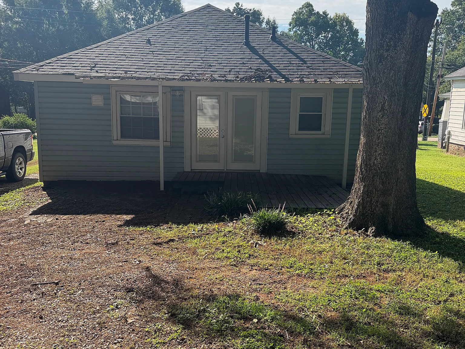 2 bed, 1100 sqft, $1,235 — Photo 3
