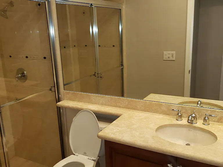 11266 Millpond Greens Dr — Photo 29