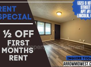 1323 S 10th St #1, Lincoln, NE 68502