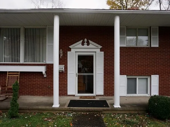 215 Blaney Avenue, Moundsville, WV 26041