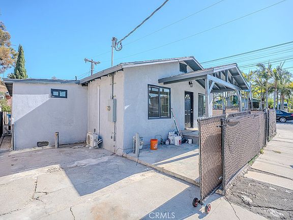 2nd image of 3923 Eagle St