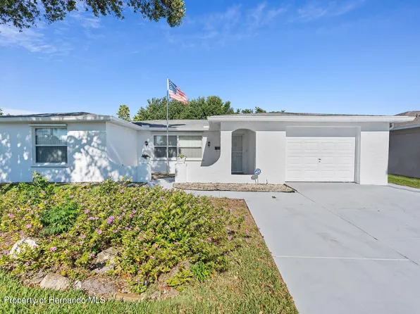 1120 Maybury Dr, Holiday, FL 34691