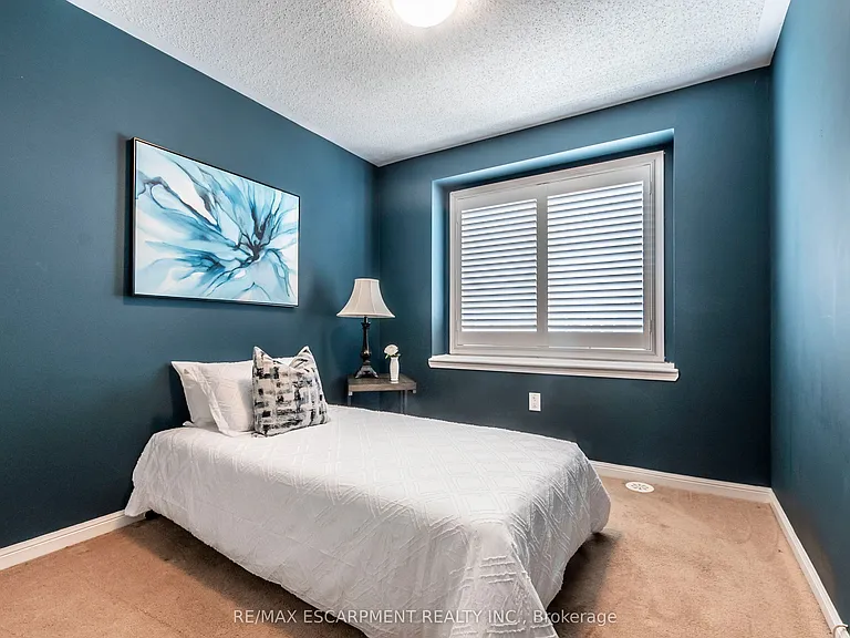 280 Wetenhall Lndg — Photo 20