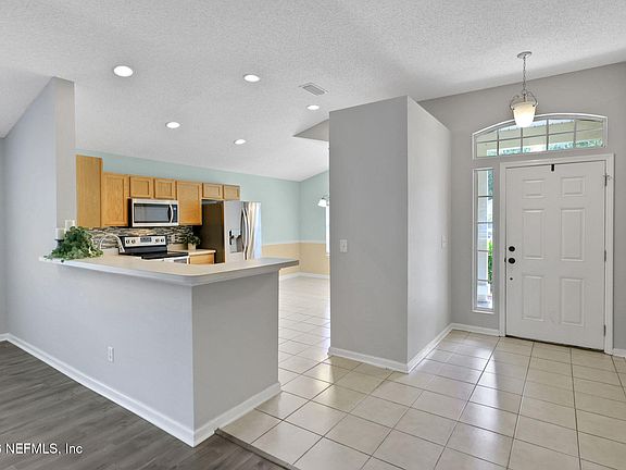 5th image of 809 S EDENBRIDGE Way