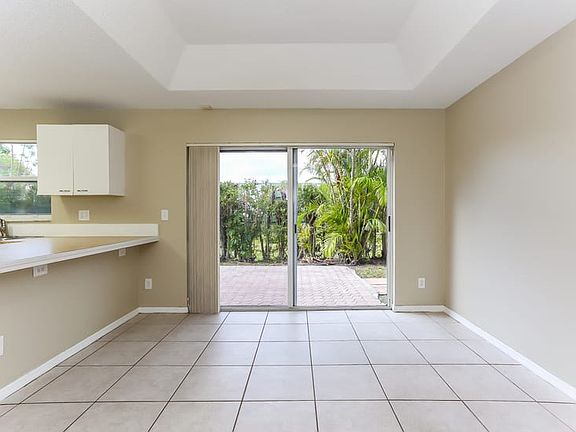 5th image of 10851 NW 34th Pl