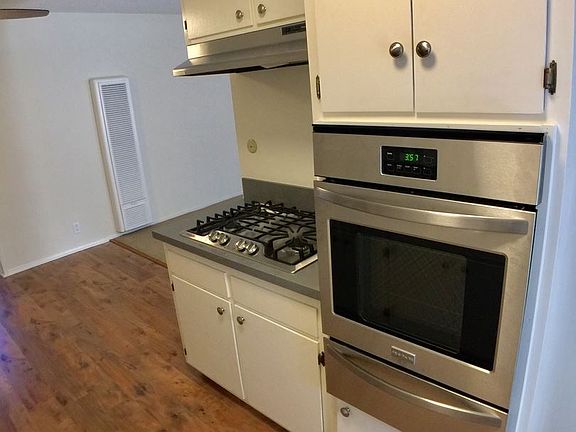 5th image of 3645 Veteran Ave APT 1