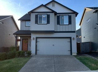 835 NE Buckthorn Dr, Estacada, OR 97023