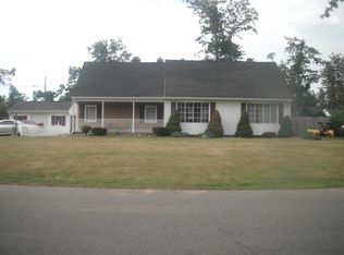 102 Druid Hill Rd, Springfield, MA 01129