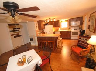 238 Outer Dr, Pocono Lake, PA
