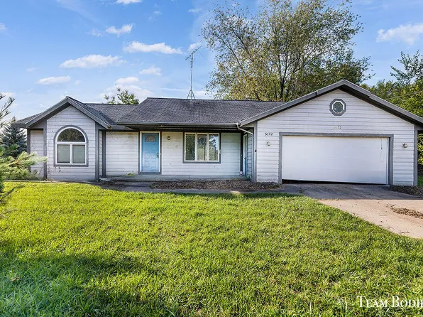 6672 Warner St, Allendale, MI 49401