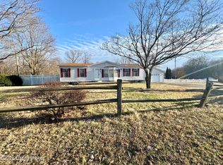 472 Yorkshire Blvd, Shepherdsville, KY 40165