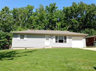 111 W Rio Dr, Washington, IL 61571