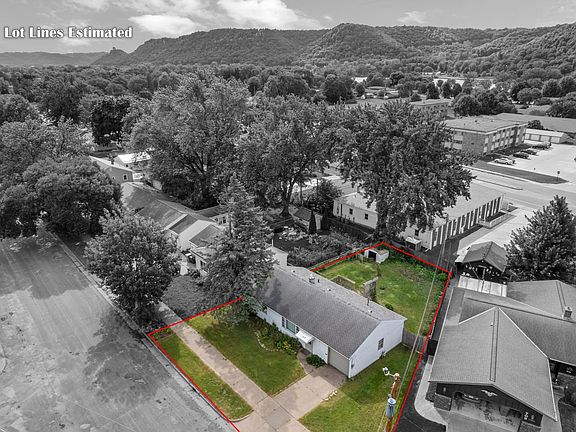 3rd image of 687 W Belleview St