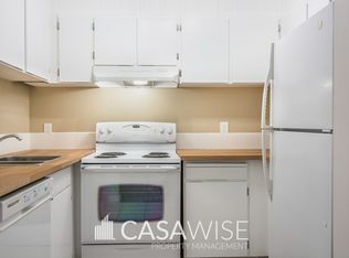 10148 118th St NW #209, Edmonton, AB T5K 1Y4