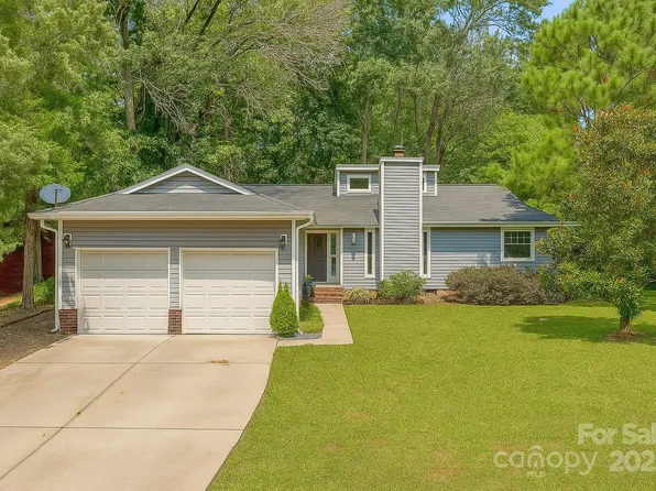 11834 Carmel Lakes Dr, Charlotte, NC 28226