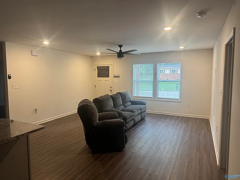 2117 Atkins Dr — Photo 22