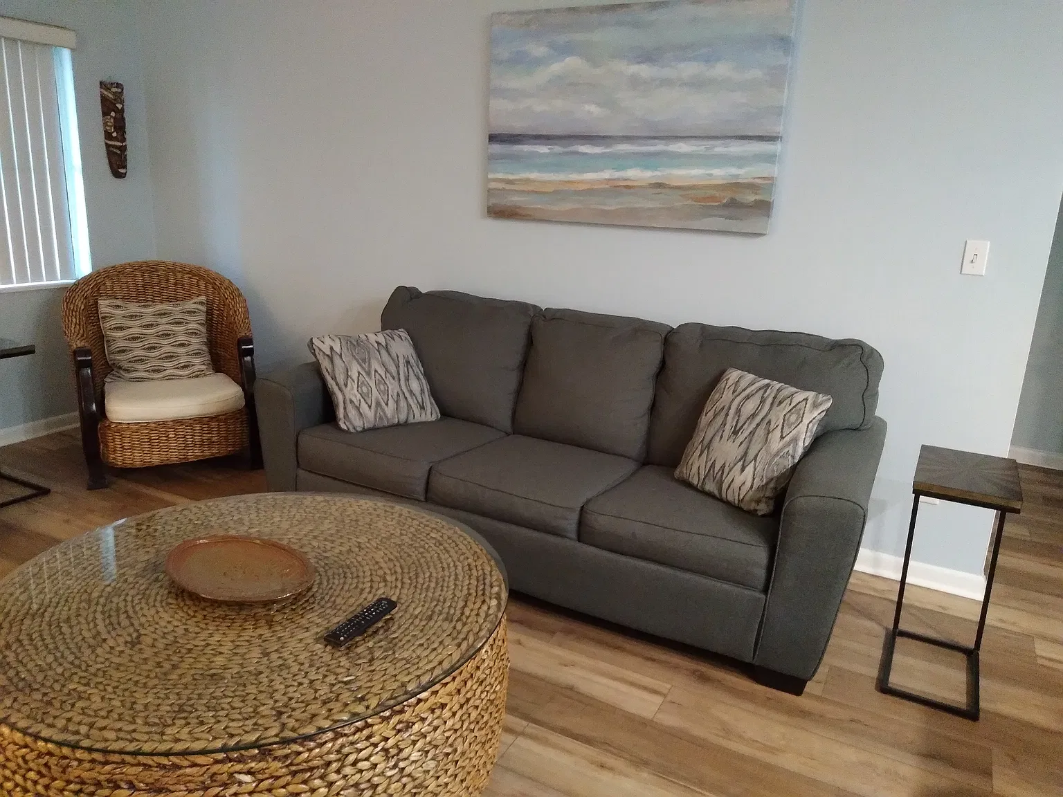 22 Tulip Ave — Photo 2