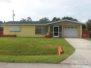 14 E Jasmine Rd, Lehigh Acres, FL 33936