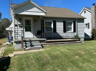800 Elm St, Carmi, IL 62821