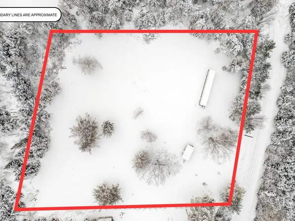 183/191 Perry Grant Dr, Halifax, NS B0N 1K0