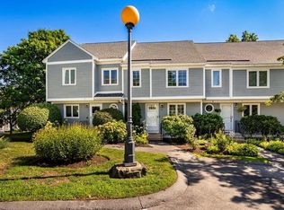 9 Merrimack Dr, Merrimack, NH 03054