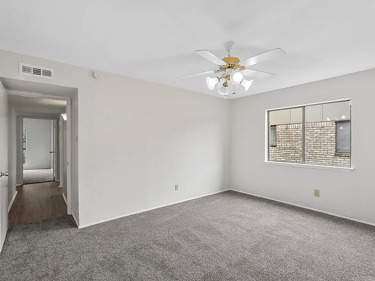 848 Shenandoah Dr — Photo 13