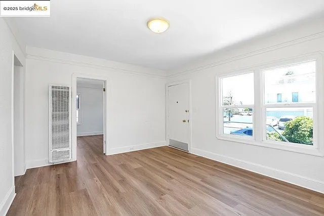 1012 G St — Photo 6