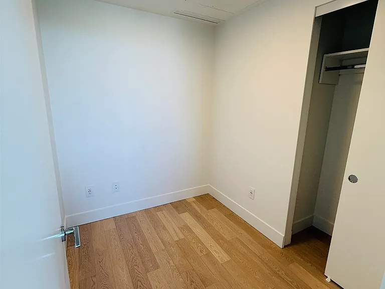 1493 Martin St #14 — Photo 7